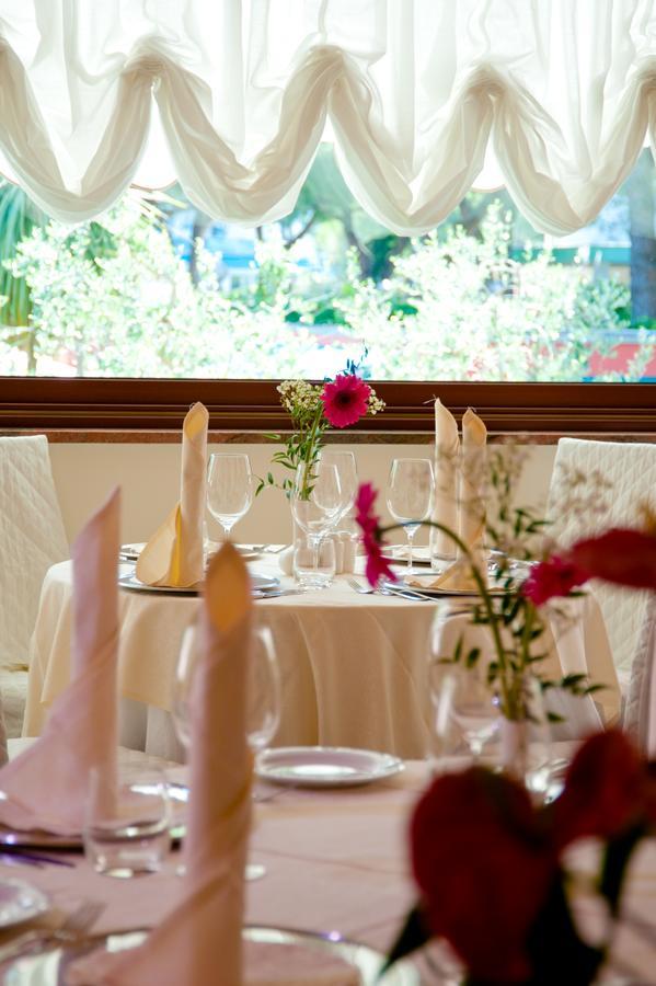 Hotel Ariston Бибионе Экстерьер фото